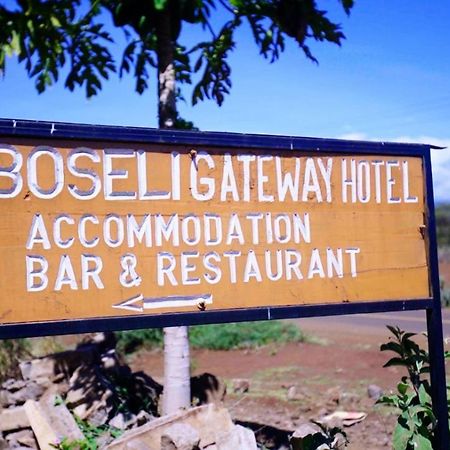Amboseli Gateway Hotel Kimana Esterno foto